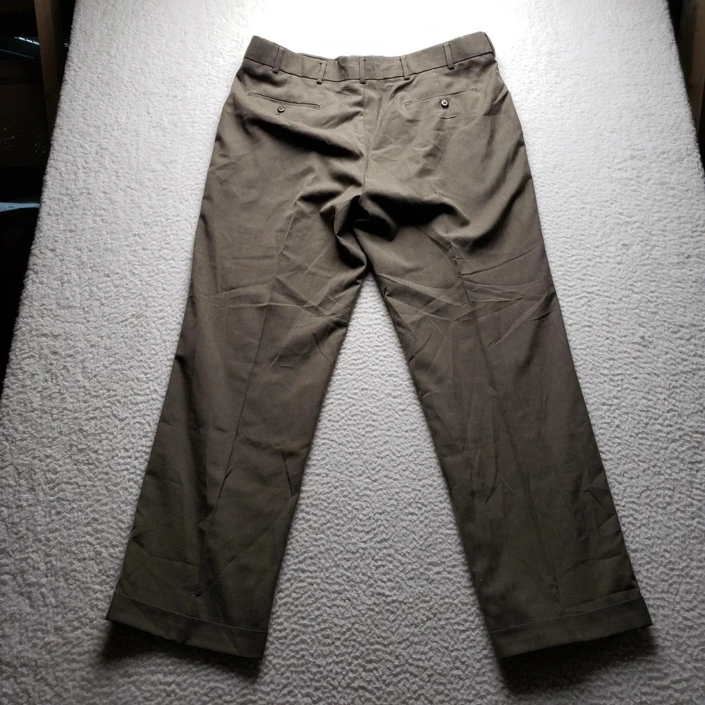 Stafford Dress Pants Mens 40x32 Brown Classic Fit Travel Microfiber Pleated
